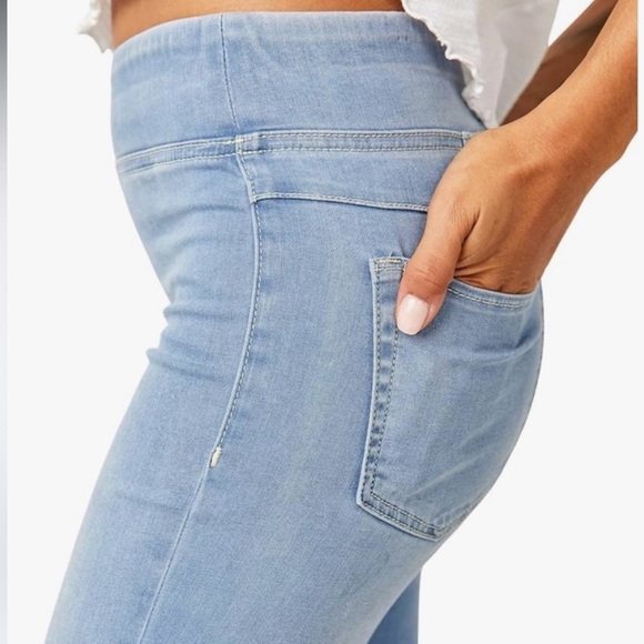 WE THE FREE In My Feelings Mid Rise Pull On Cropped Boot Jeans--S - Picture 2 of 14